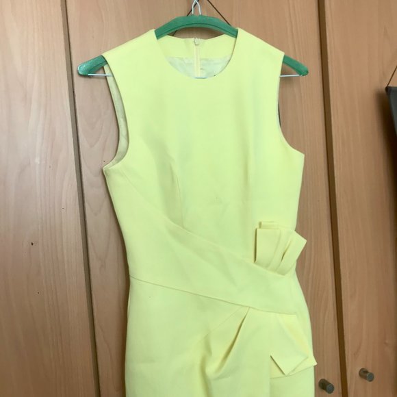 *NWT* Karen Millen Yellow Italian Stretch Escaping Bow Ribbed Dress (US Size 4) - Picture 4 of 16